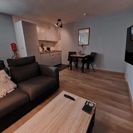 Villa Loods 123 Bed & Kitchen Landgraaf Esterno foto