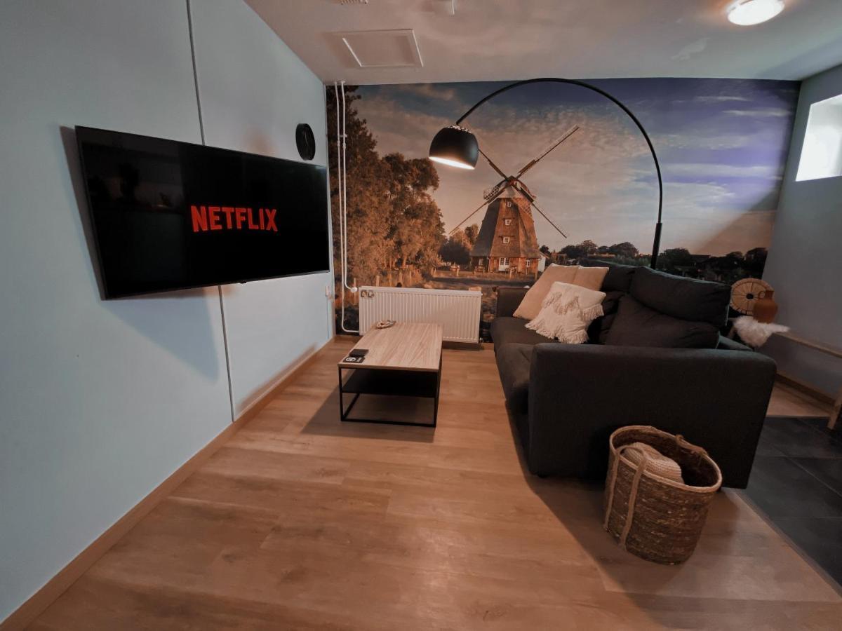 Villa Loods 123 Bed & Kitchen Landgraaf Esterno foto